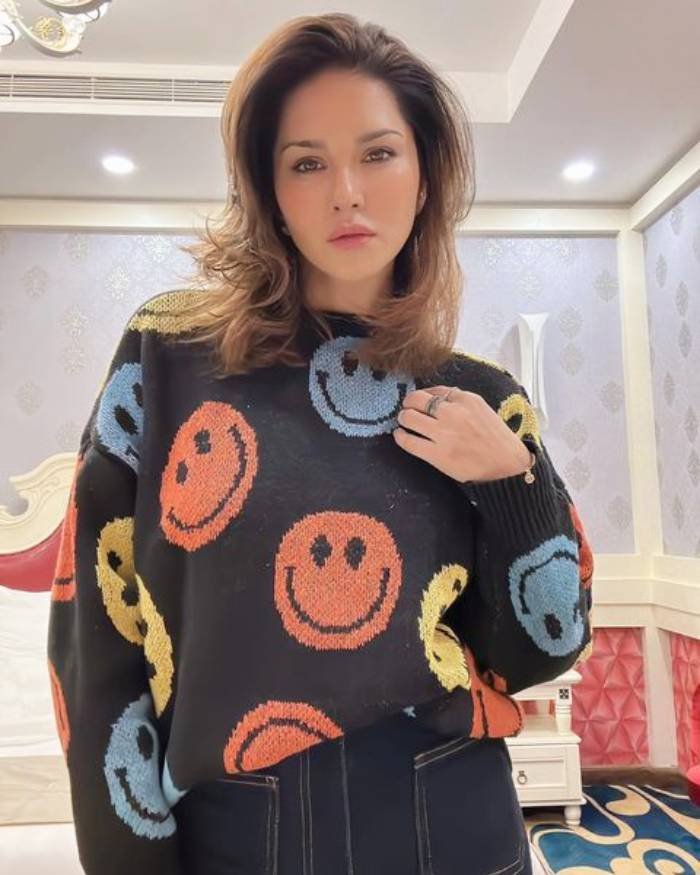 sunny leone_teluguvox 5